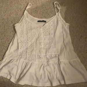 Abercrombie & Fitch white ruffle bottom tank top size small with detailing